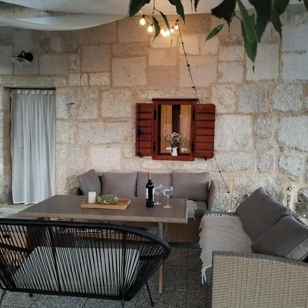 Holiday Home Mimara Korusce Εξωτερικό φωτογραφία