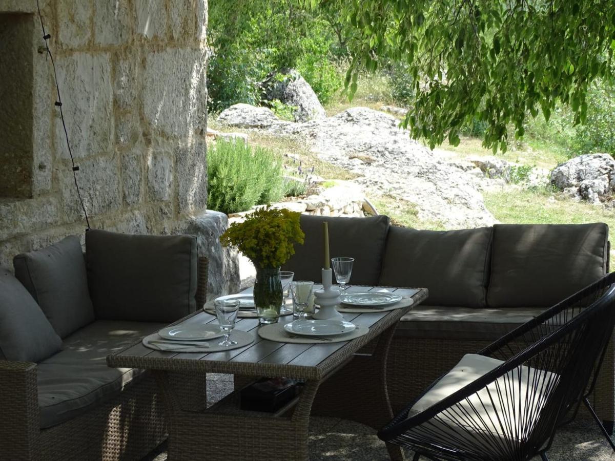 Holiday Home Mimara Korusce Εξωτερικό φωτογραφία